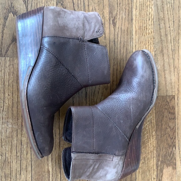 Emu size 8.5 brown leather wedge boots - Picture 2 of 9